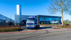 20260329-Tom-Holding-00023